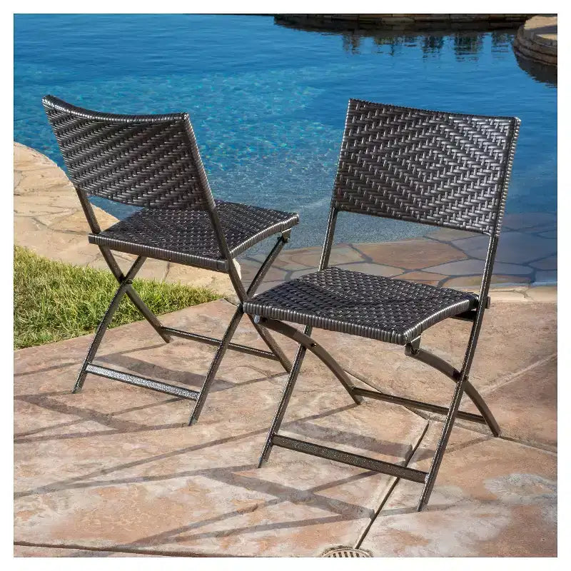 Lot de 2 chaises pliantes de patio en osier El Paso : Résistantes aux intempéries, protégées contre les UV - Christopher Knight Home