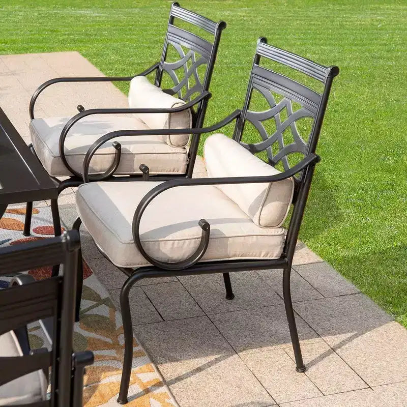 Lot de 2 chaises de salle à manger d'extérieur avec coussins épais d'assise et de dossier et cadre en métal - Captiva Designs