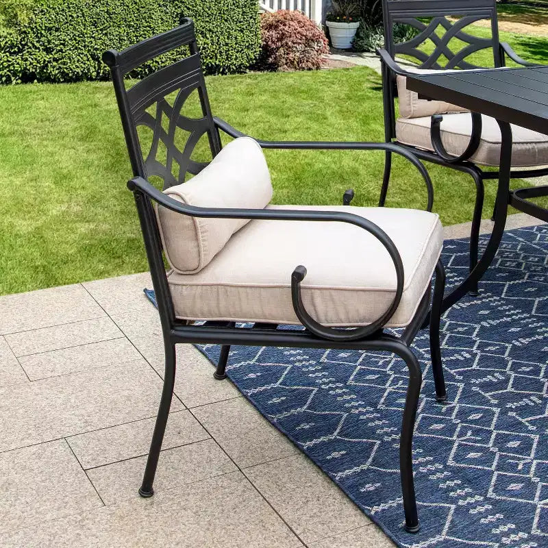 Lot de 2 chaises de salle à manger d'extérieur avec coussins épais d'assise et de dossier et cadre en métal - Captiva Designs