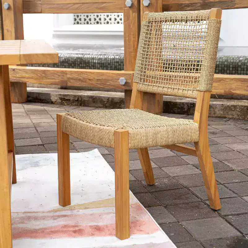 Sonoma Lane Sterling Chaises de salle à manger d'extérieur 2 pièces en teck miel – Résistantes aux intempéries, sans accoudoirs