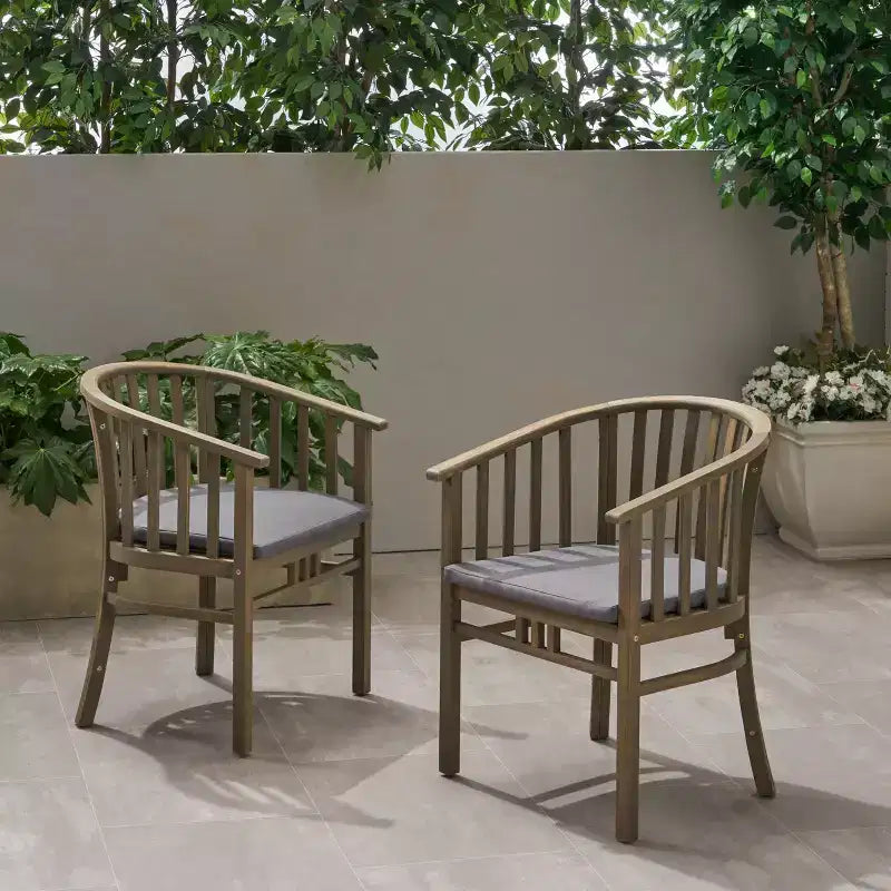 Chaises de salle à manger d'extérieur en bois d'acacia GDFStudio Rosin avec coussin (lot de 2)