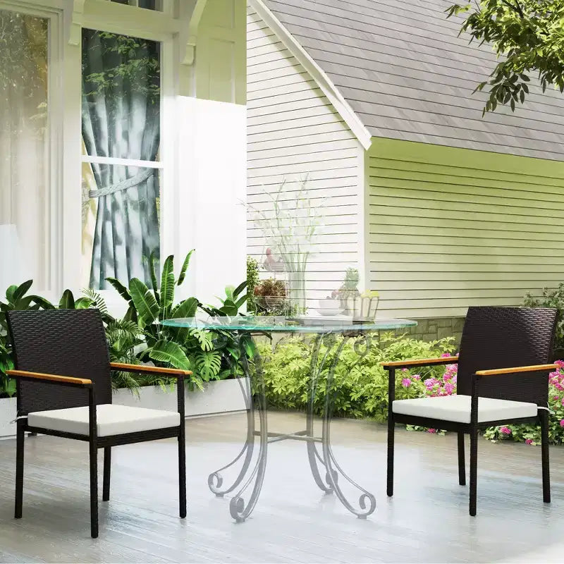 Outsunny Lot de 2 chaises de salle à manger en osier de terrasse, chaises de salle à manger d'extérieur en rotin PE avec coussins, dossier, accoudoirs pour terrasse, jardin