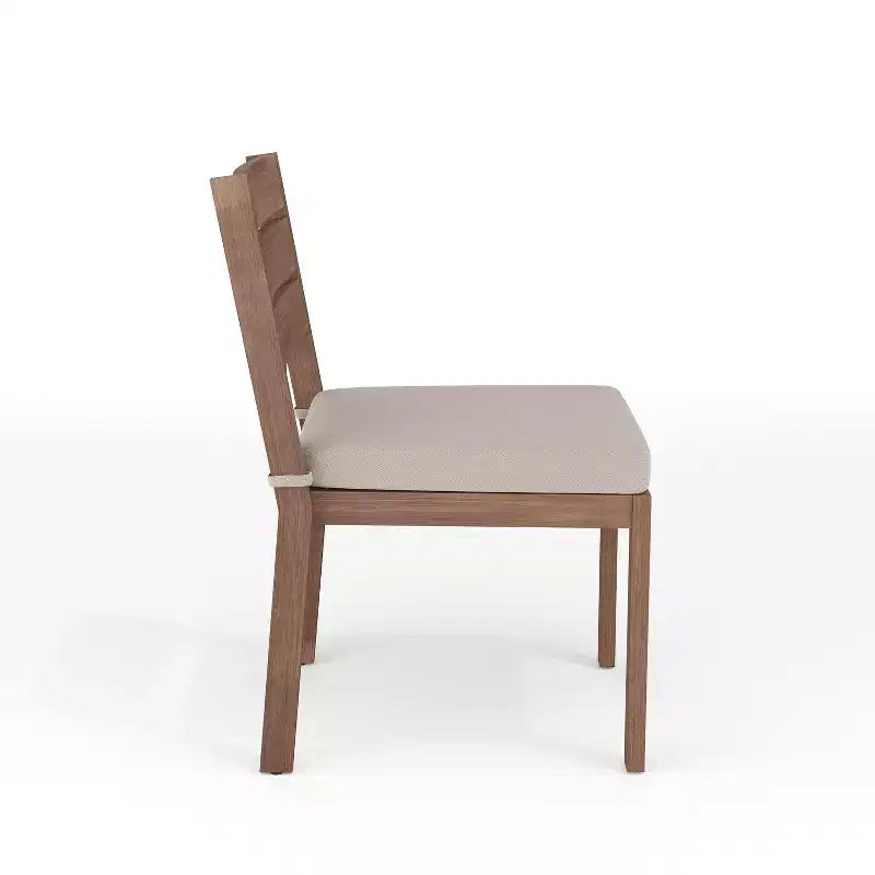 Chaise de salle à manger empilable Martha Stewart Bedford pour l'intérieur et l'extérieur avec finition en aluminium brossé effet bois et coussin d'assise toutes saisons