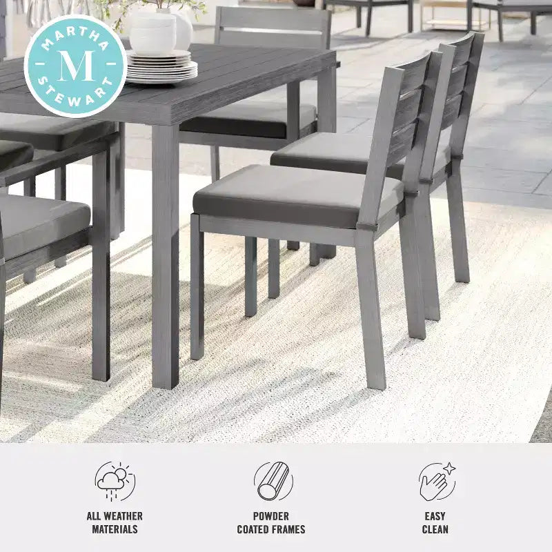 Chaise de salle à manger empilable Martha Stewart Bedford pour l'intérieur et l'extérieur avec finition en aluminium brossé effet bois et coussin d'assise toutes saisons