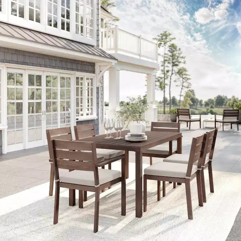 Chaise de salle à manger empilable Martha Stewart Bedford pour l'intérieur et l'extérieur avec finition en aluminium brossé effet bois et coussin d'assise toutes saisons