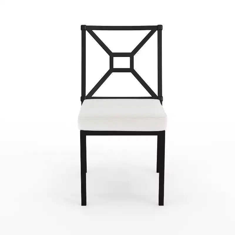 Chaise de salle à manger latérale empilable d'intérieur/extérieur Martha Stewart Lily Pond avec cadre en acier noir et coussin toutes saisons crème