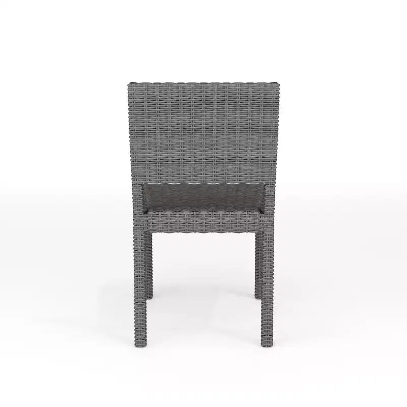 Chaise de salle à manger empilable Martha Stewart Bedford pour l'intérieur et l'extérieur en osier de rotin