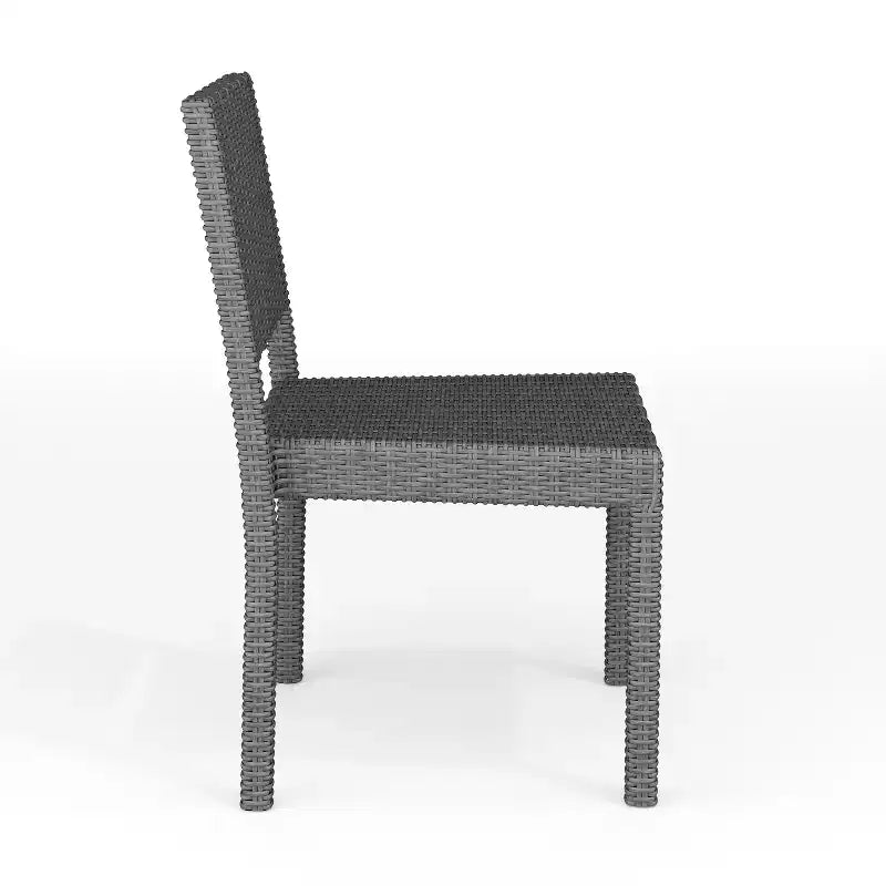 Chaise de salle à manger empilable Martha Stewart Bedford pour l'intérieur et l'extérieur en osier de rotin