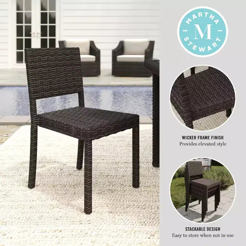 Chaise de salle à manger empilable Martha Stewart Bedford pour l'intérieur et l'extérieur en osier de rotin