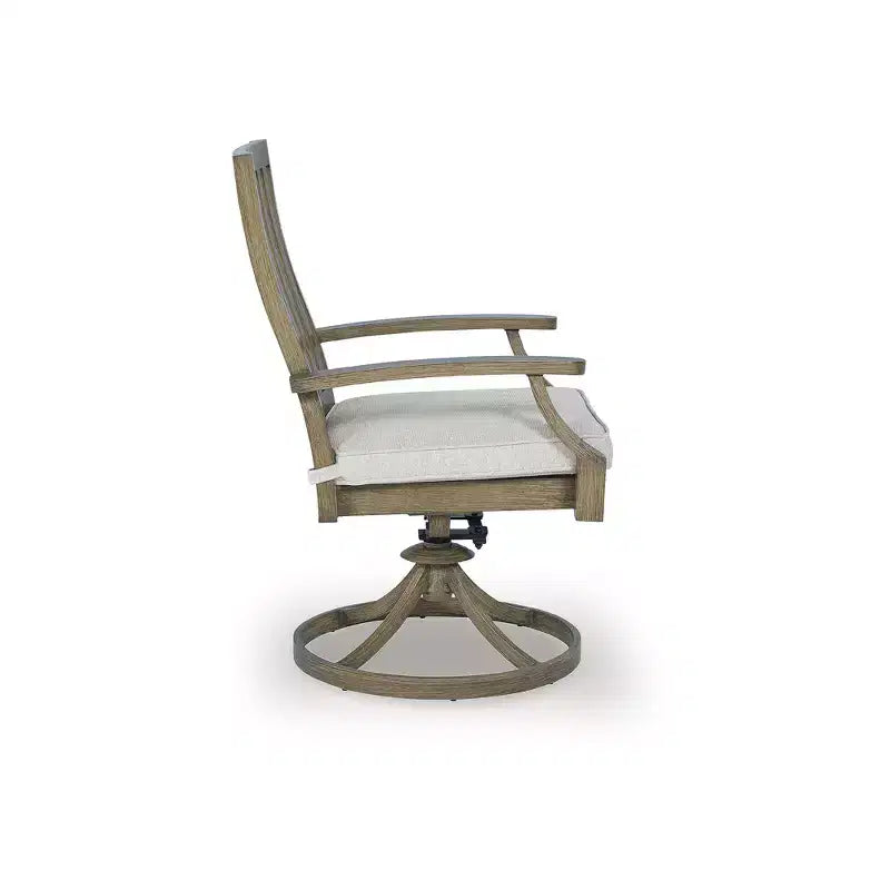 Fauteuils pivotants d'extérieur Rainier Ranch Signature Design by Ashley avec coussins tout temps, lot de 2, beiges