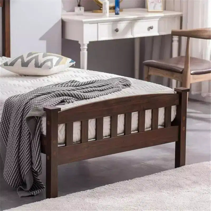 Cadre de lit plateforme simple avec tête de lit – Bois de pin massif, dégagement de 11,5"