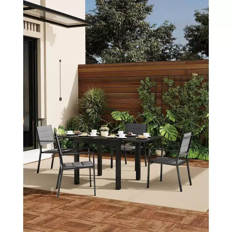 Acekool, ensemble de 2 chaises de salle à manger d'extérieur empilables avec cadre en aluminium et accoudoirs, chaises de patio légères pour la cour et le jardin.