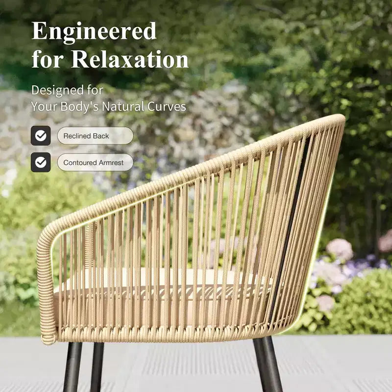 Chaises de salle à manger d'extérieur Captiva Designs 4 pièces en osier avec dossier à cordon et coussin d'assise