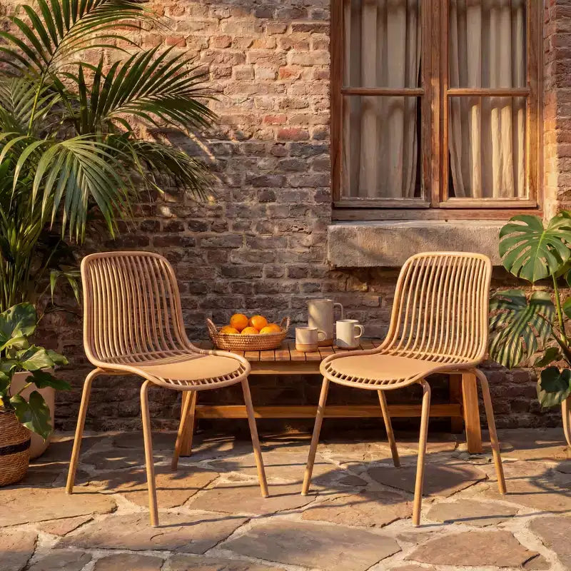 Christopher Knight Home Marina Chaises de salle à manger d'extérieur en plastique et fer (lot de 2)