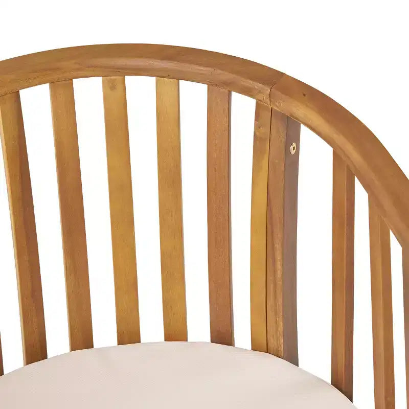 Chic Crate Lot de 2 chaises de salle à manger d'extérieur en bois avec coussins crème, finition teck, sièges de patio résistants aux intempéries