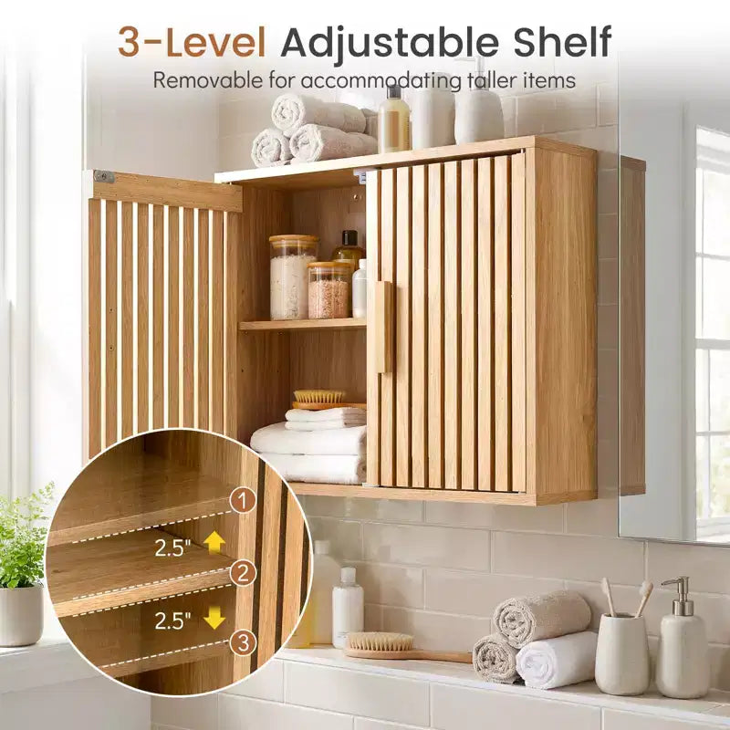 Meuble Haut de Salle de Bain – Mural, 2 Niveaux, Étagère Réglable, Portes à Lattes, Naturel