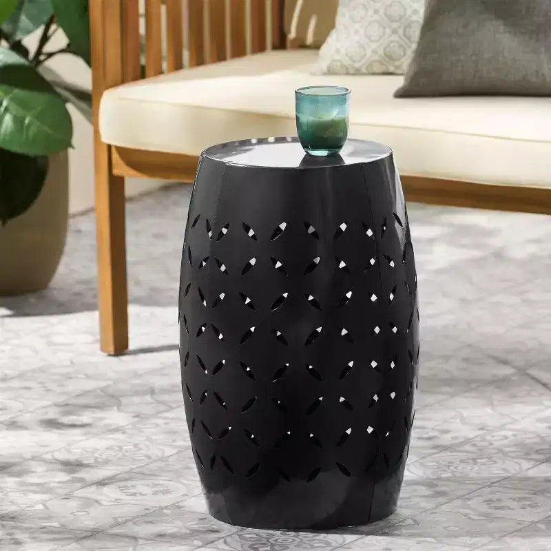 Table d'appoint cylindrique industrielle – Découpe laser tout métal, 30,5 cm x 45 cm (H), noire