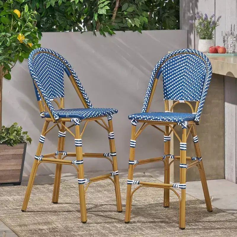 sumyeg Lot de 2 tabourets de bar de bistrot français d'extérieur 75 cm, en rotin PE avec cadre en aluminium, finition aspect bambou, bleu sarcelle foncé et blanc