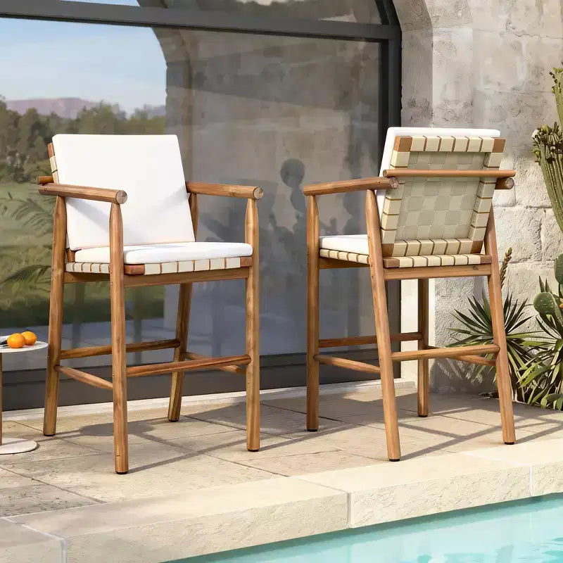 sumyeg Lot de 2 tabourets de bar d'extérieur à hauteur de comptoir avec coussins, chaises de terrasse en bois d'acacia avec dossier, accoudoirs et assise tressée, beige