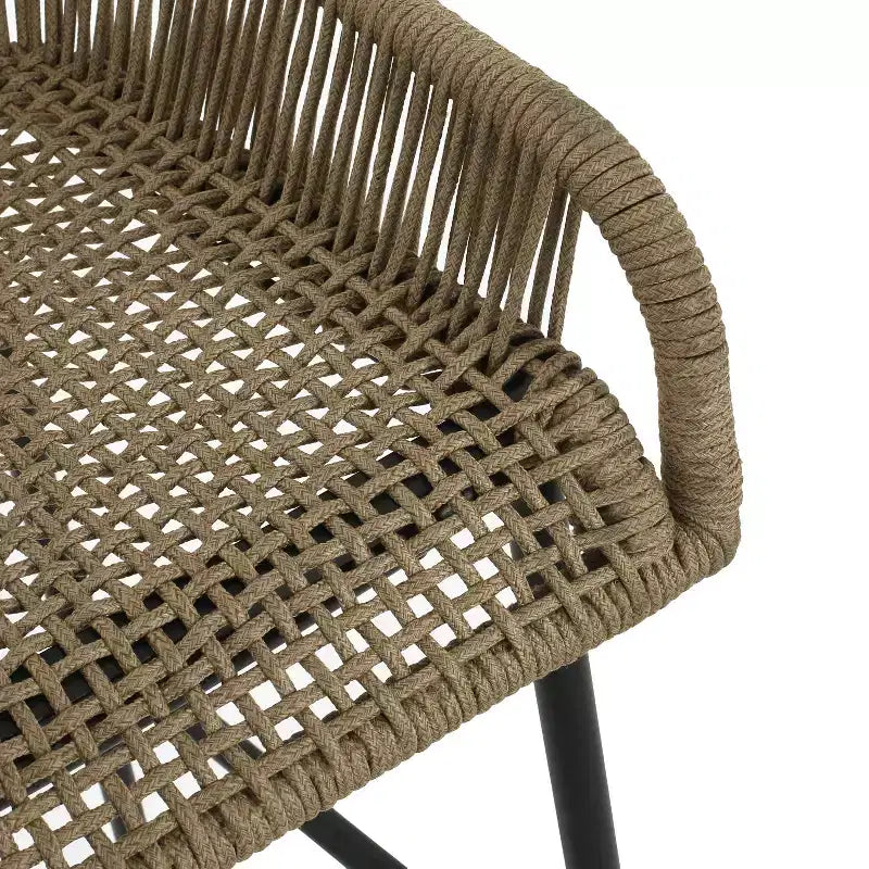 sumyeg Tabourets de bar d'extérieur en corde, lot de 2, chaises de patio tressées marron avec cadre en métal noir, résistantes aux intempéries, pour patio, balcon, jardin