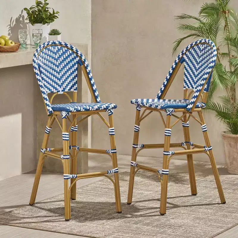 sumyeg Lot de 2 tabourets de bar de bistrot français d'extérieur 75 cm, en rotin PE avec cadre en aluminium, finition aspect bambou, bleu marine et blanc