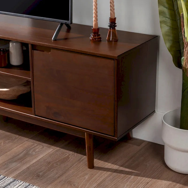Meuble TV en bois massif de style Mid-Century Middlebrook de 70 po