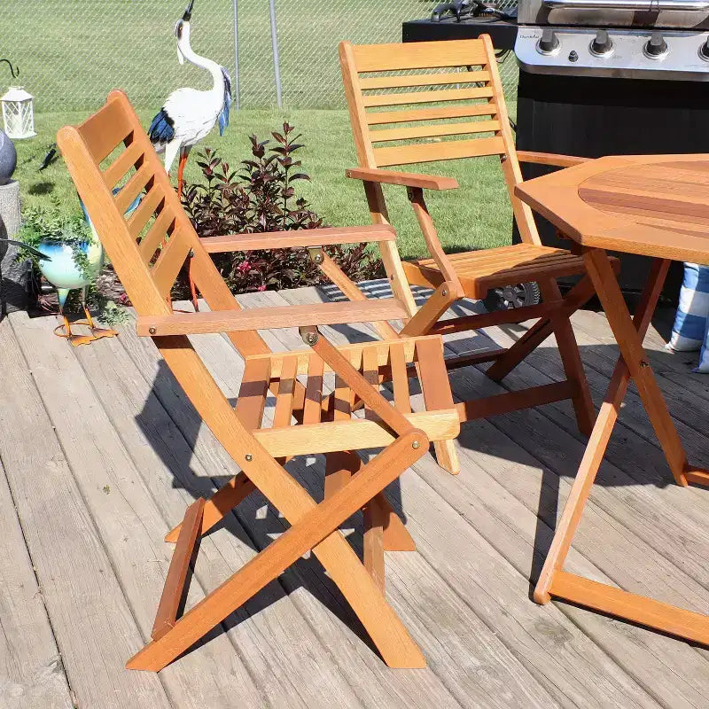 Fauteuils inclinables pliants d'extérieur en bois de méranti avec finition à l'huile de teck Sunnydaze - Marron - Lot de 2