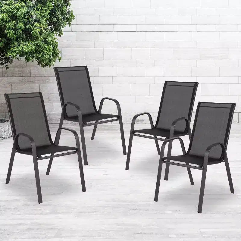 Lot de 4 chaises empilables d'extérieur Flash Furniture de la série Brazos avec matériau Flex Comfort et cadre en métal