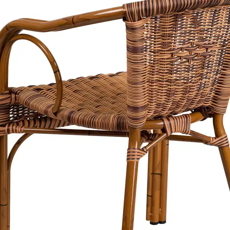 Chaise de terrasse de restaurant Emma et Oliver Rattan avec cadre en bambou et aluminium