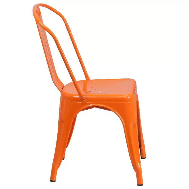 Chaise de salle à manger empilable Emma and Oliver de qualité commerciale en métal coloré pour l'intérieur et l'extérieur