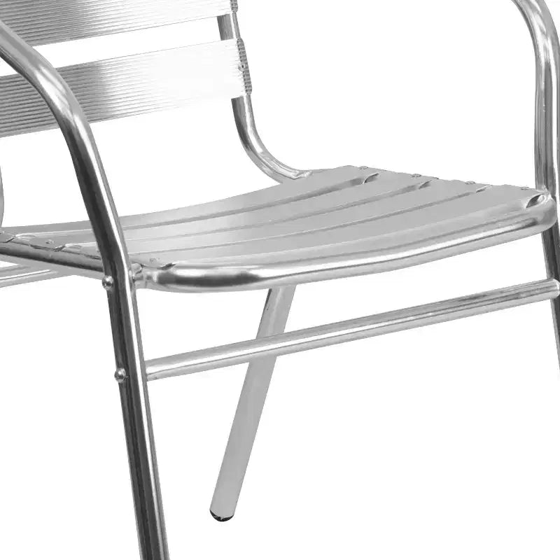 Chaise empilable Emma et Oliver en aluminium, pour l'intérieur et l'extérieur, avec dossier à trois lattes et accoudoirs