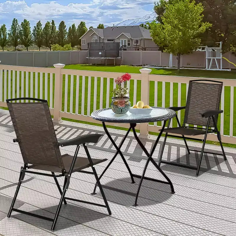 Lot de 2 chaises pliantes Costway avec accoudoirs en acier, idéales pour la terrasse et le camping, dossier réglable