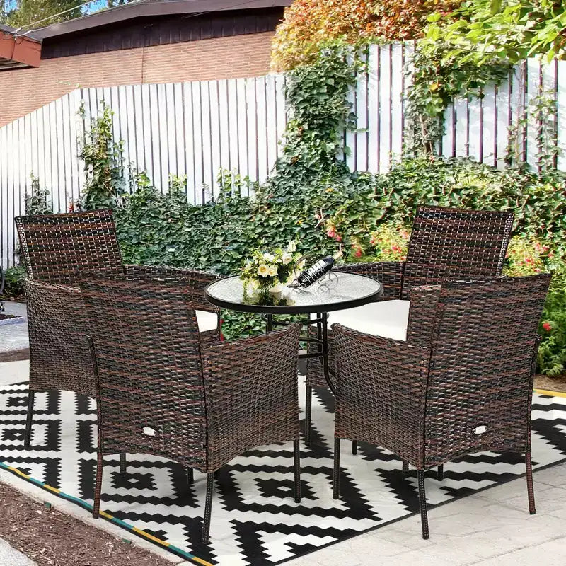 Costway Chaise de salle à manger avec accoudoirs en rotin, coussin et canapé, meubles de patio, marron