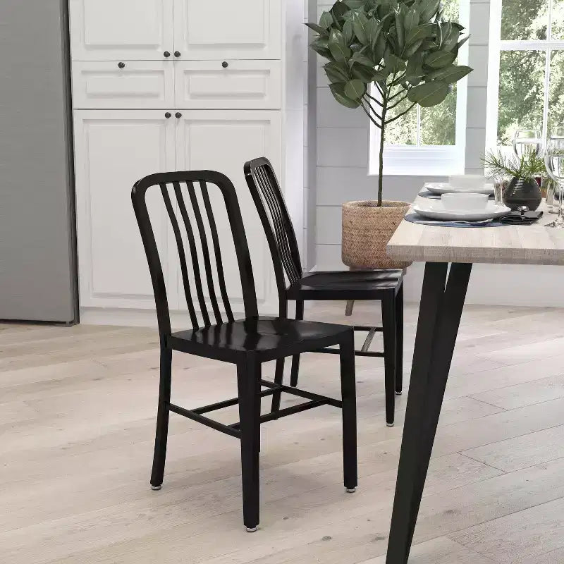 Chaise de salle à manger Merrick Lane Santorini de 18 pouces en acier galvanisé, utilisation intérieure/extérieure avec dossier à lattes et finition thermolaquée