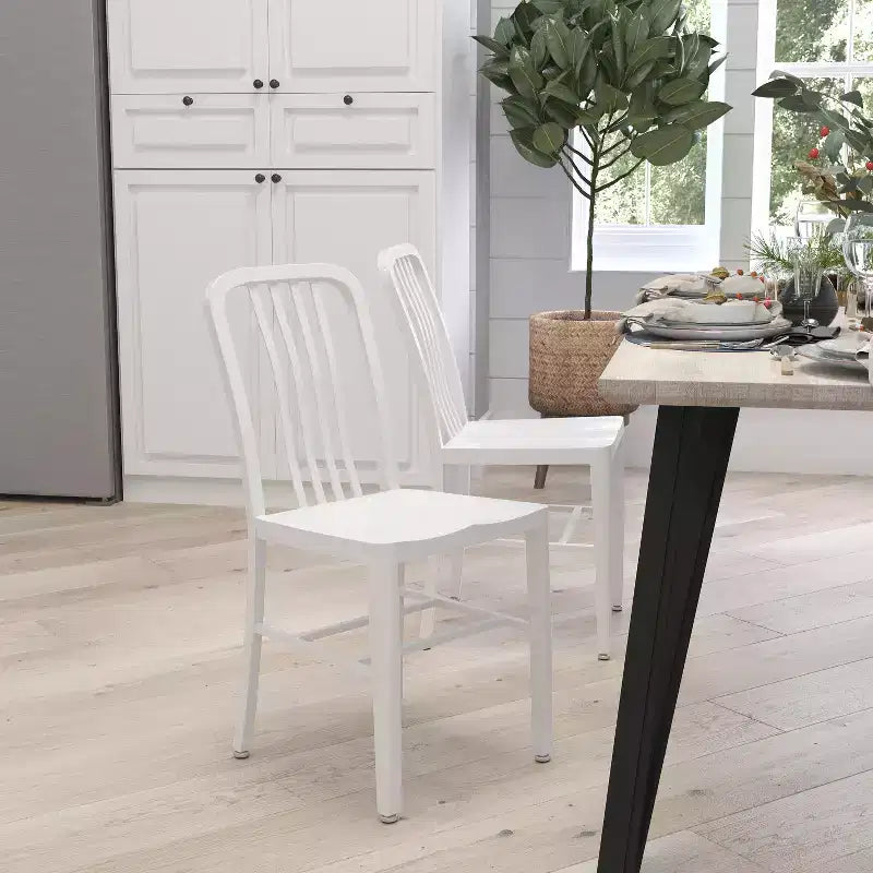 Chaise de salle à manger Merrick Lane Santorini de 18 pouces en acier galvanisé, utilisation intérieure/extérieure avec dossier à lattes et finition thermolaquée