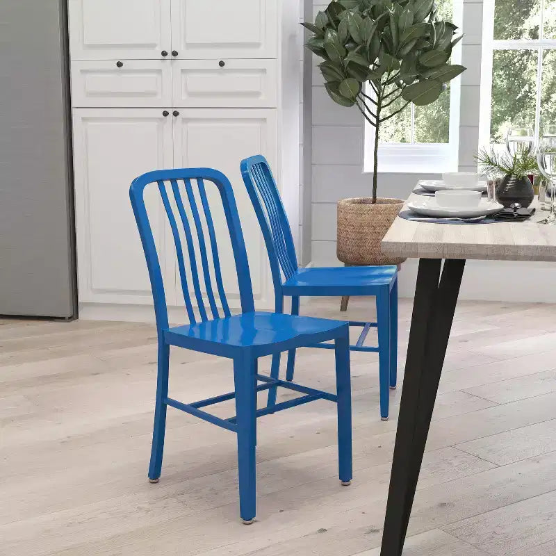 Chaise de salle à manger Merrick Lane Santorini de 18 pouces en acier galvanisé, utilisation intérieure/extérieure avec dossier à lattes et finition thermolaquée