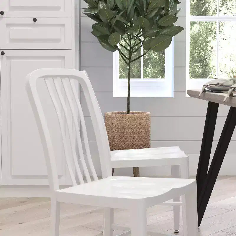 Chaise de salle à manger Merrick Lane Santorini de 18 pouces en acier galvanisé, utilisation intérieure/extérieure avec dossier à lattes et finition thermolaquée