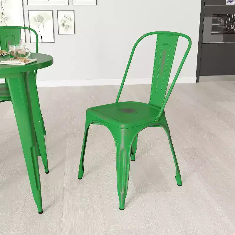 Chaise de salle à manger empilable en métal Merrick Lane Banks, intérieur/extérieur, avec dossier à une latte et finition poudrée vieillie