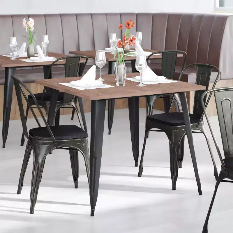 Flash Furniture Perry Chaise empilable en métal de qualité commerciale pour l'intérieur et l'extérieur avec assise en polystyrène tout temps