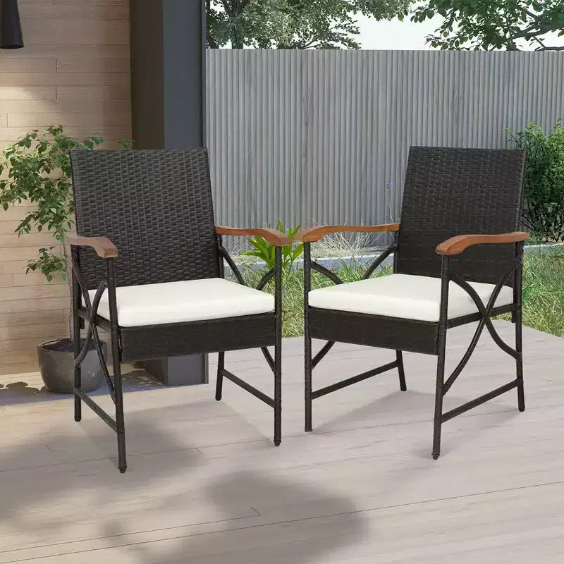Costway Chaises de salle à manger en résine tressée 2/4 pièces avec coussins souples zippés Fauteuils Balcon