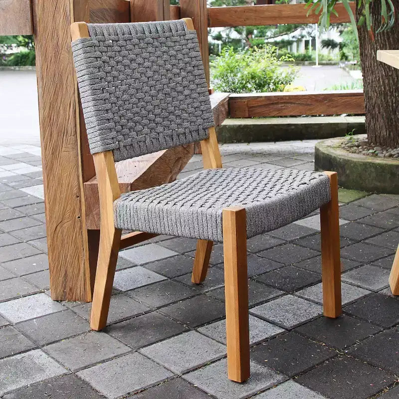 Chaises de salle à manger d'extérieur en teck Sonoma Lane Bertram, 2 pièces