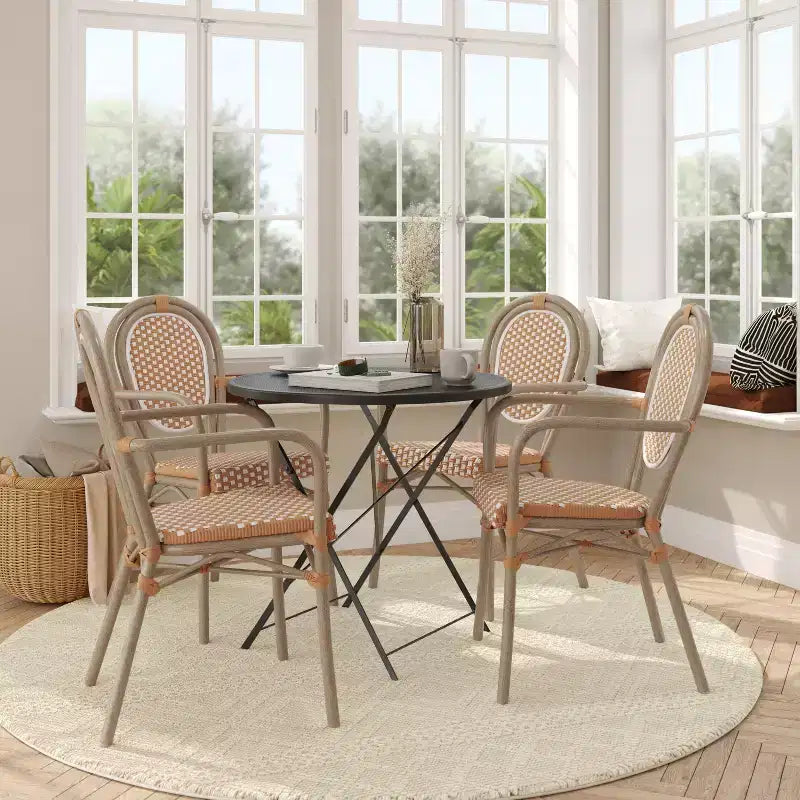 Lot de 4 chaises bistrot Lourdes Thonet empilables avec accoudoirs, en rotin PE et cadre en aluminium, pour l'intérieur et l'extérieur, de la marque Flash Furniture