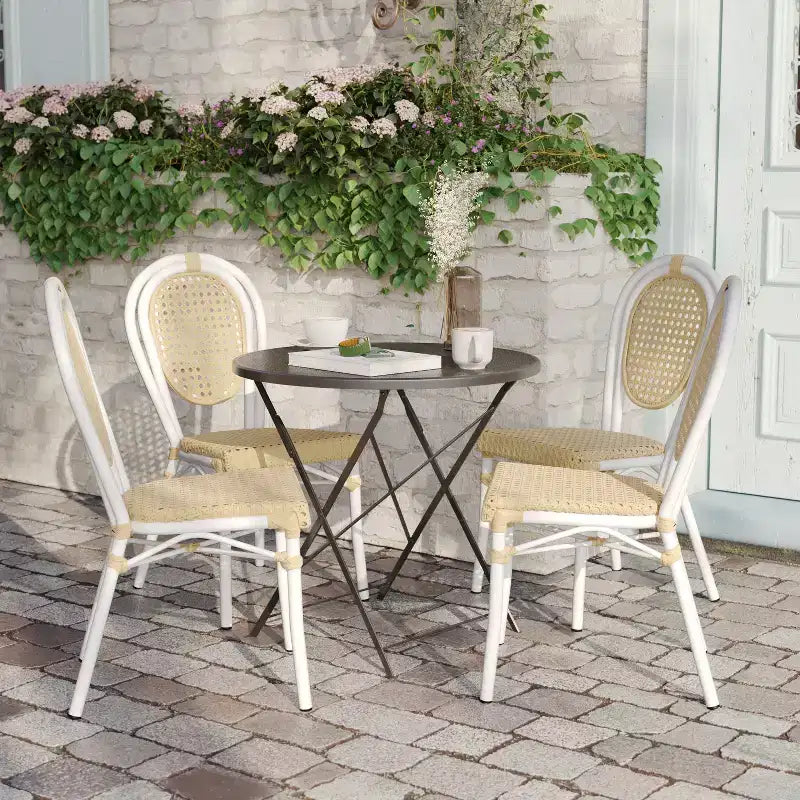 Flash Furniture Lot de 4 Chaises Bistrot Empilables Commerciales Cannes Intérieur/Extérieur, Rotin PE et Cadre en Aluminium