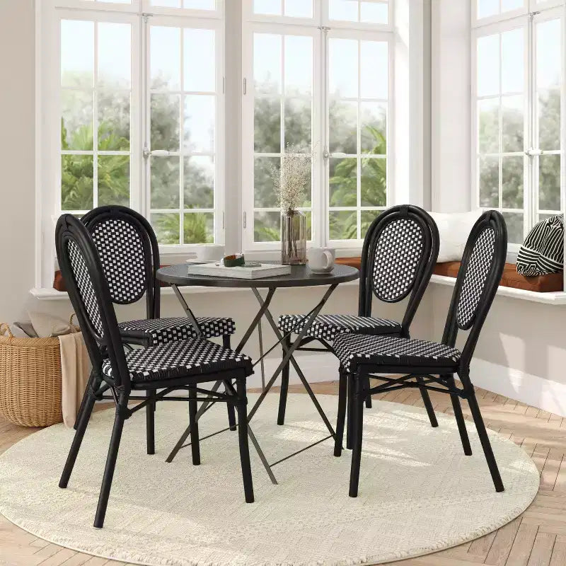 Lot de 4 chaises bistrot empilables Lourdes Flash Furniture, usage intérieur/extérieur, commercial, style Thonet, rotin PE et cadre en aluminium
