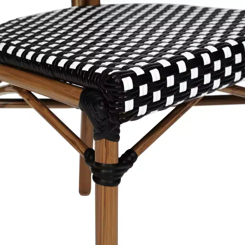 Lot de 4 chaises bistrot empilables Lourdes Flash Furniture, usage intérieur/extérieur, commercial, style Thonet, rotin PE et cadre en aluminium