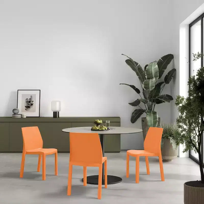 WRGHOME Palma Chaises de salle à manger empilables en résine plastique modernes pour l'extérieur/l'intérieur (Lot de 2)