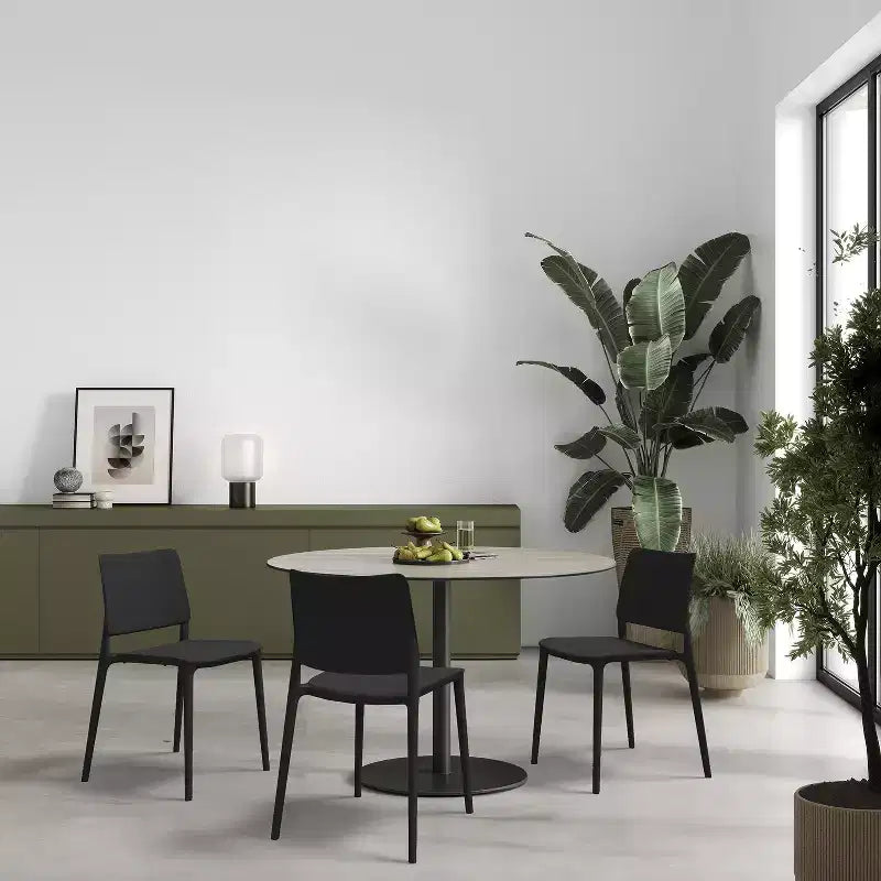 WRGHOME Chaise d'appoint de salle à manger moderne empilable en résine plastique pour patio extérieur/intérieur (Lot de 2)