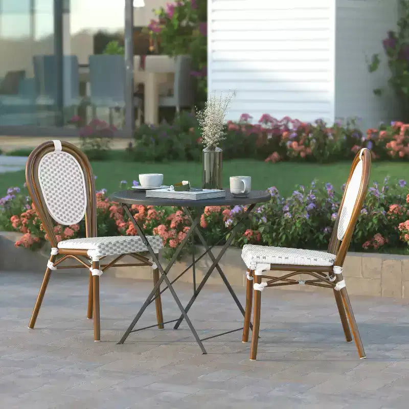 Chaise empilable Emma & Oliver Reims de style bistrot Thonet pour intérieur/extérieur avec assise en rotin PE et cadre métallique fini