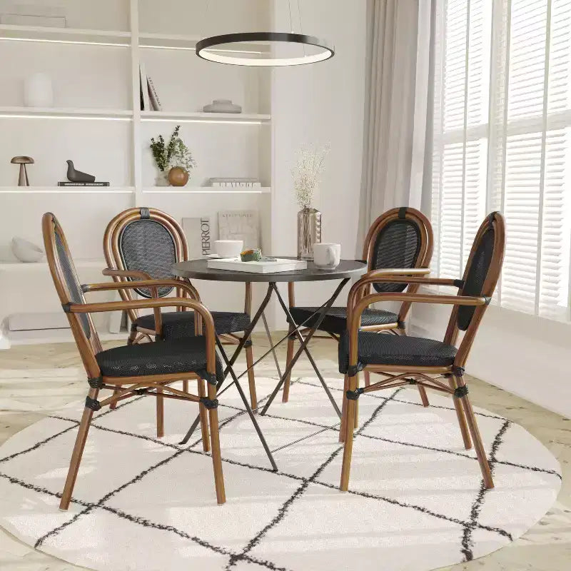 Emma & Oliver Massalia - Lot de quatre chaises de bistrot Thonet empilables avec accoudoirs, pour l'intérieur et l'extérieur, assise en textilène et cadre en métal finition bambou