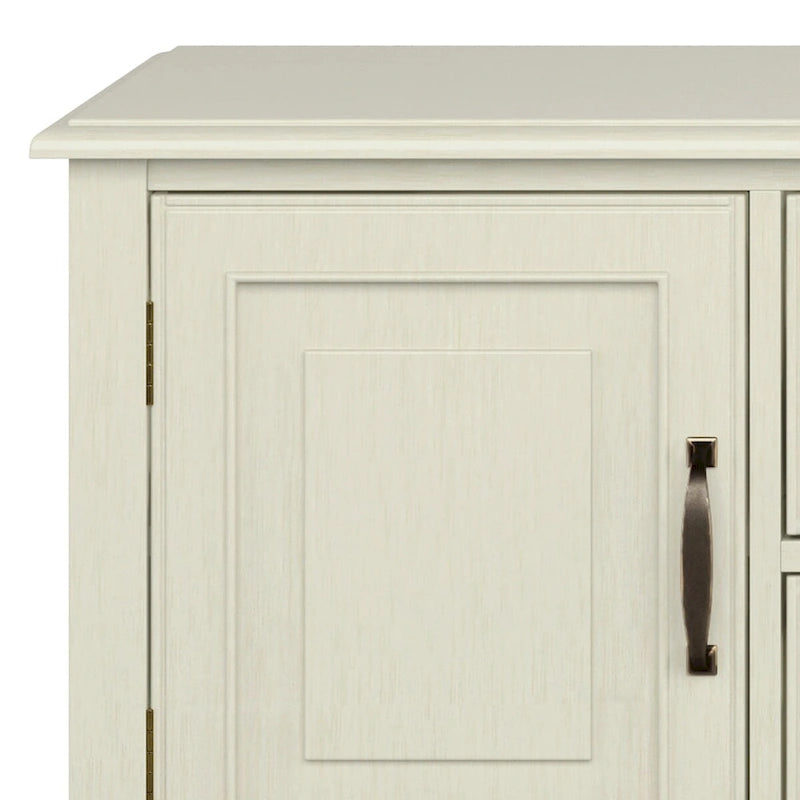 WYNDENHALL Hampshire Meuble TV multimédia traditionnel en BOIS MASSIF de 72 pouces de large pour téléviseurs jusqu'à 80 pouces - 72l x 18p x 24h